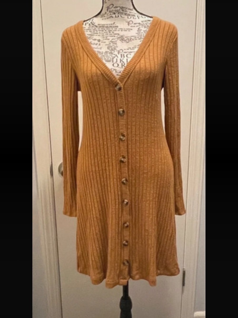 American Eagle Outfitters Ribbed Button-Front Dress in Mustard